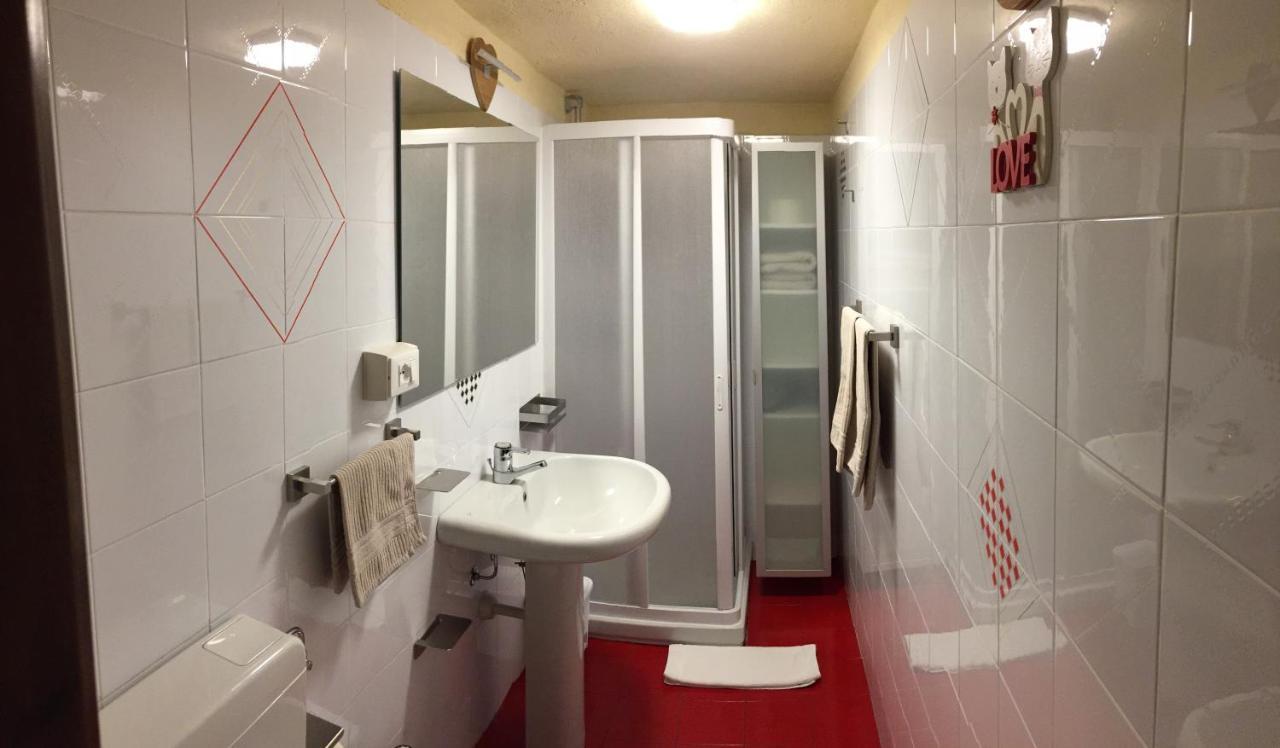 לה סאלה La Maison Du Pont Mont Blanc מראה חיצוני תמונה